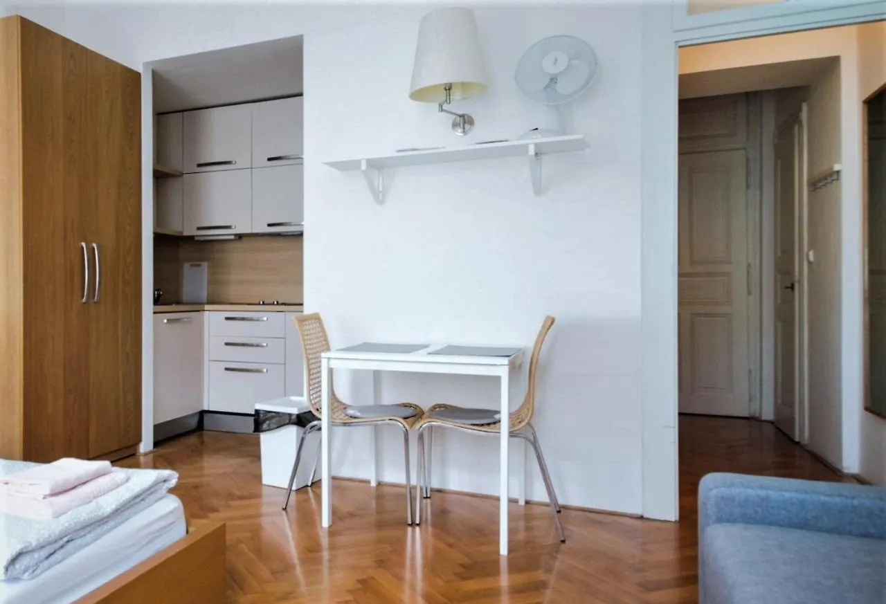 City Castle Aparthotel Prag 3*,  Tjekkiet
