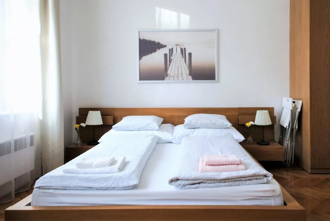 City Castle Aparthotel Prag 3*,  Tjekkiet